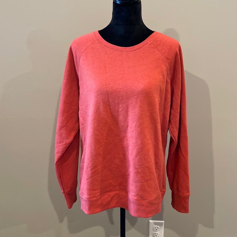 Soft and warm sweatshirt